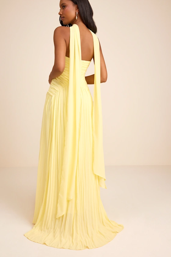 Nellie Light Yellow Pleated Maxi Dress and Scarf Set