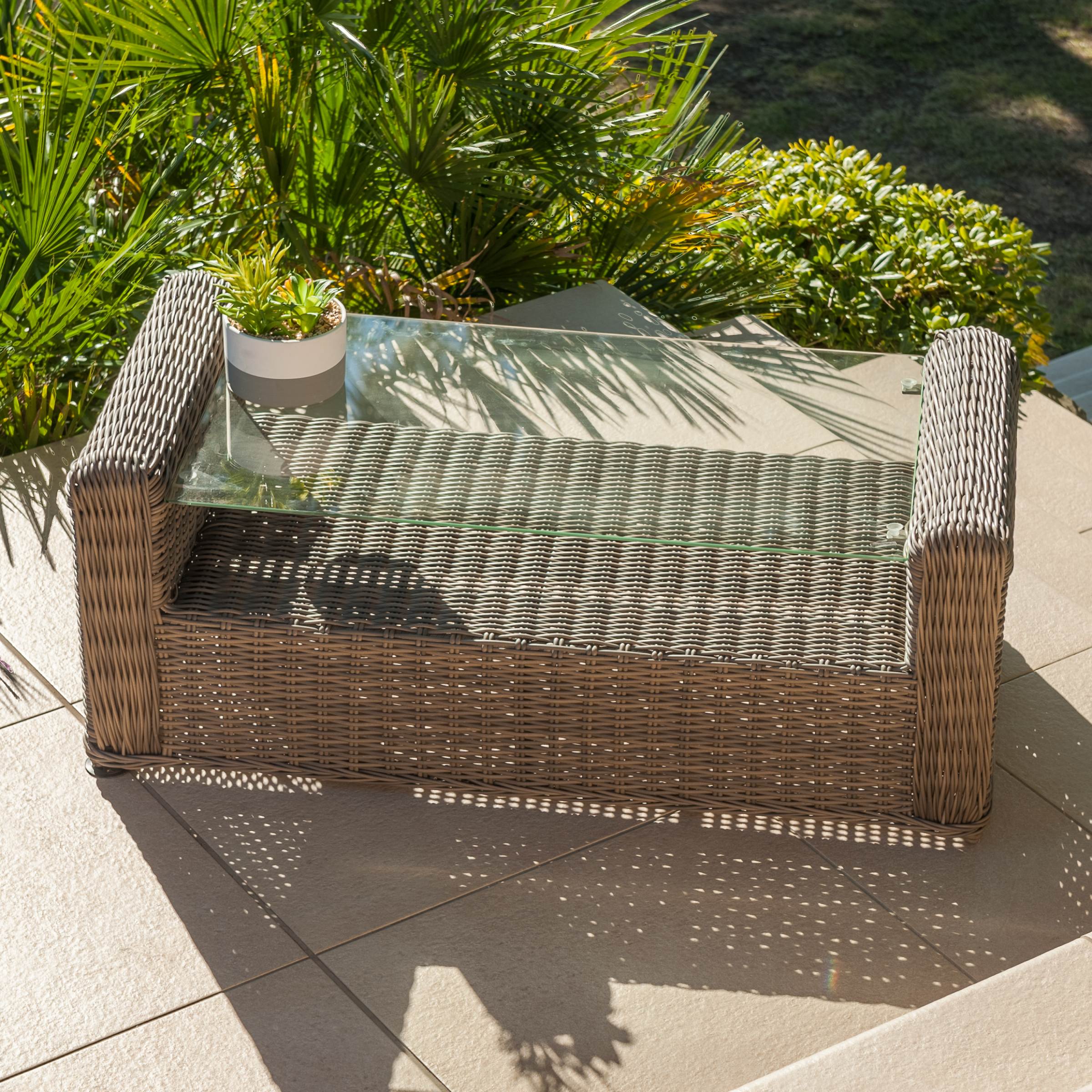 Salon de jardin en résine tressée 5 places 4 pcs Calvi Sepia et taupe