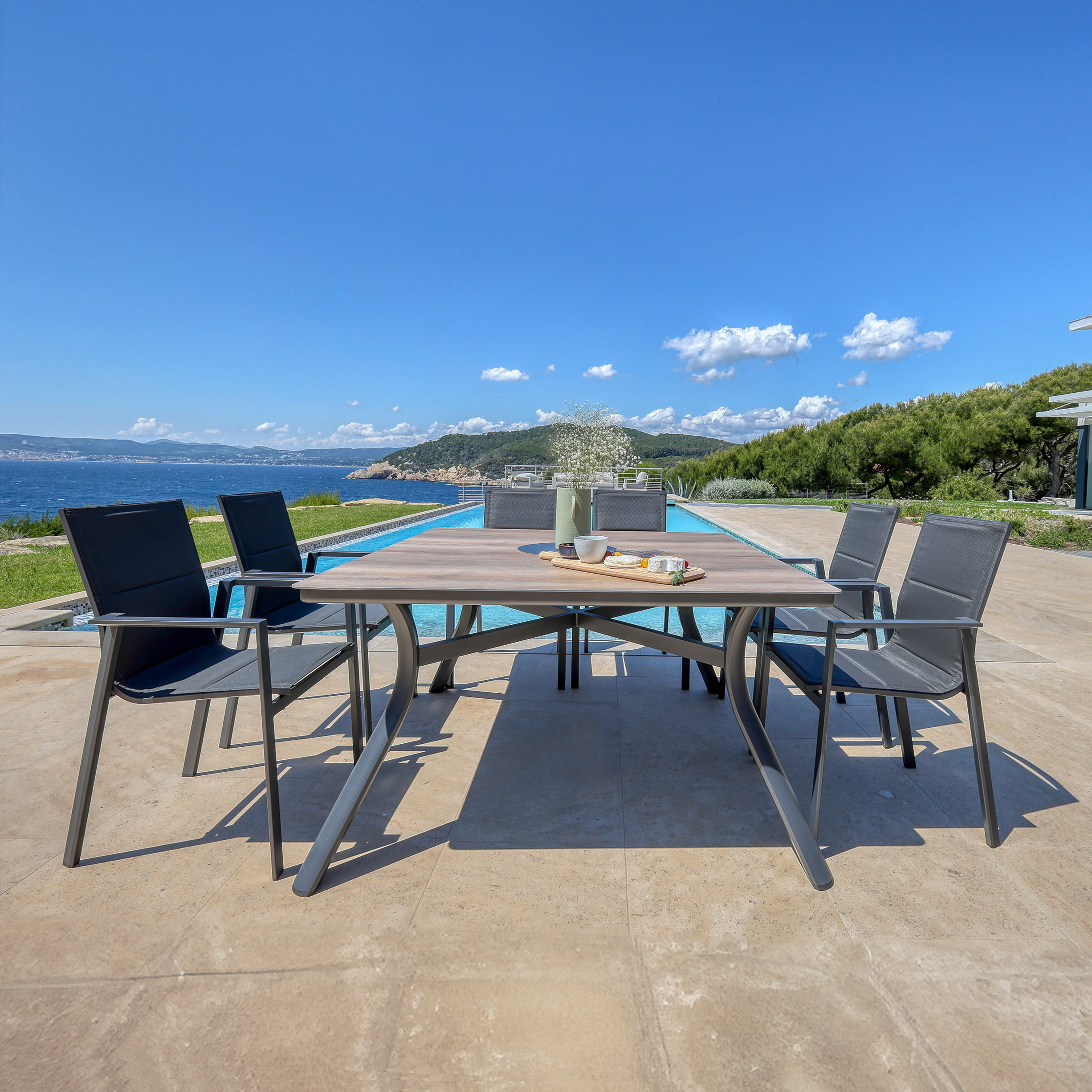 Table de jardin carrée en aluminium 8 places (136 x 136 cm) Amalfi Gris anthracite