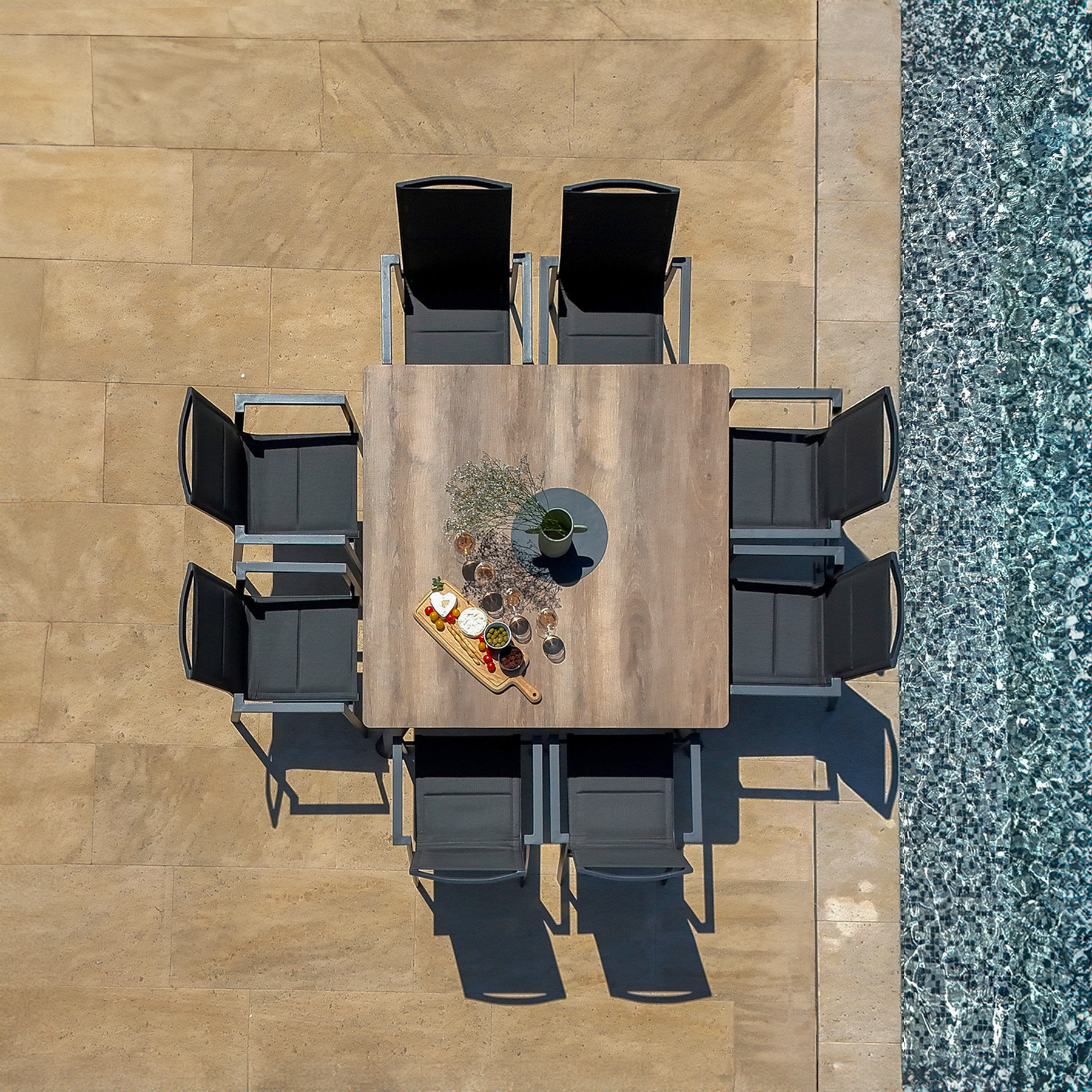 Table de jardin carrée en aluminium 8 places (136 x 136 cm) Amalfi Gris anthracite