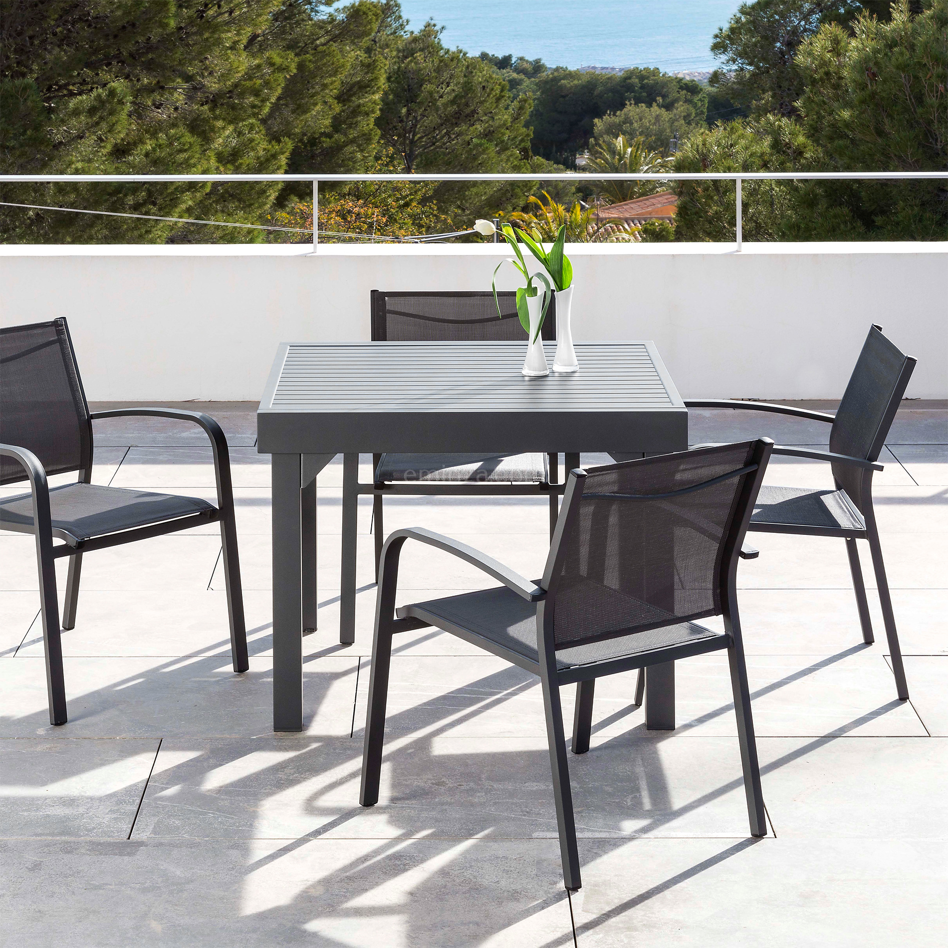 Table de jardin extensible en aluminium 8 places (90/180 x 90 cm) Murano Gris anthracite