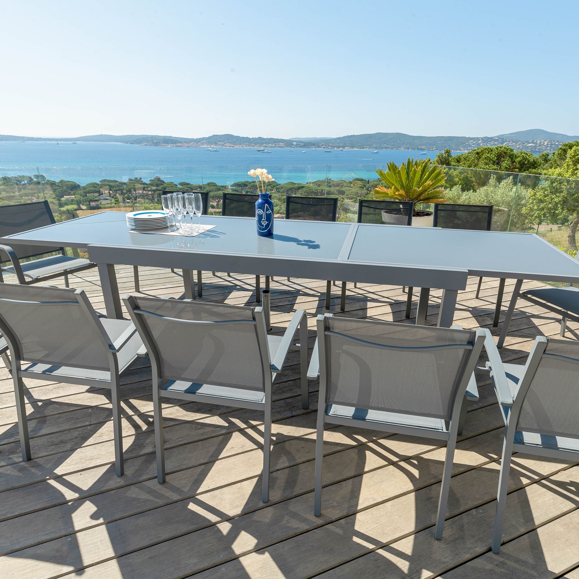 Table de jardin extensible en verre 12 places (200/320 x 100 cm) Murano Gris anthracite