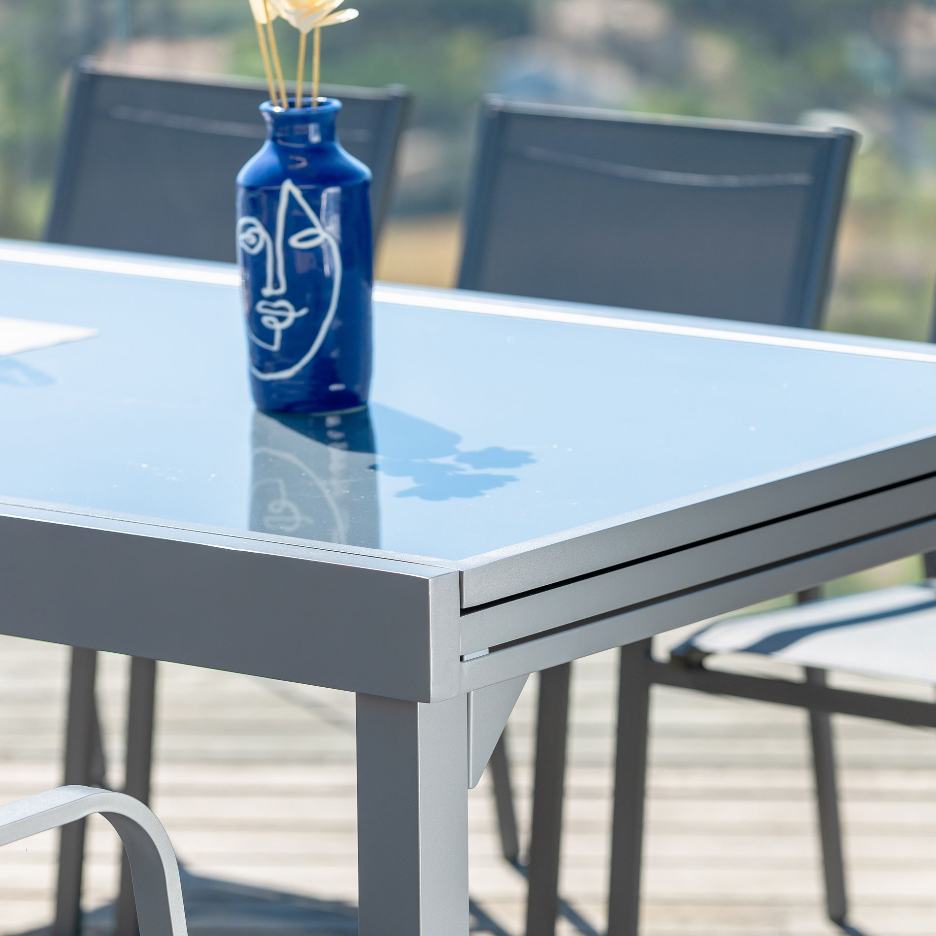 Table de jardin extensible en verre 12 places (200/320 x 100 cm) Murano Gris anthracite
