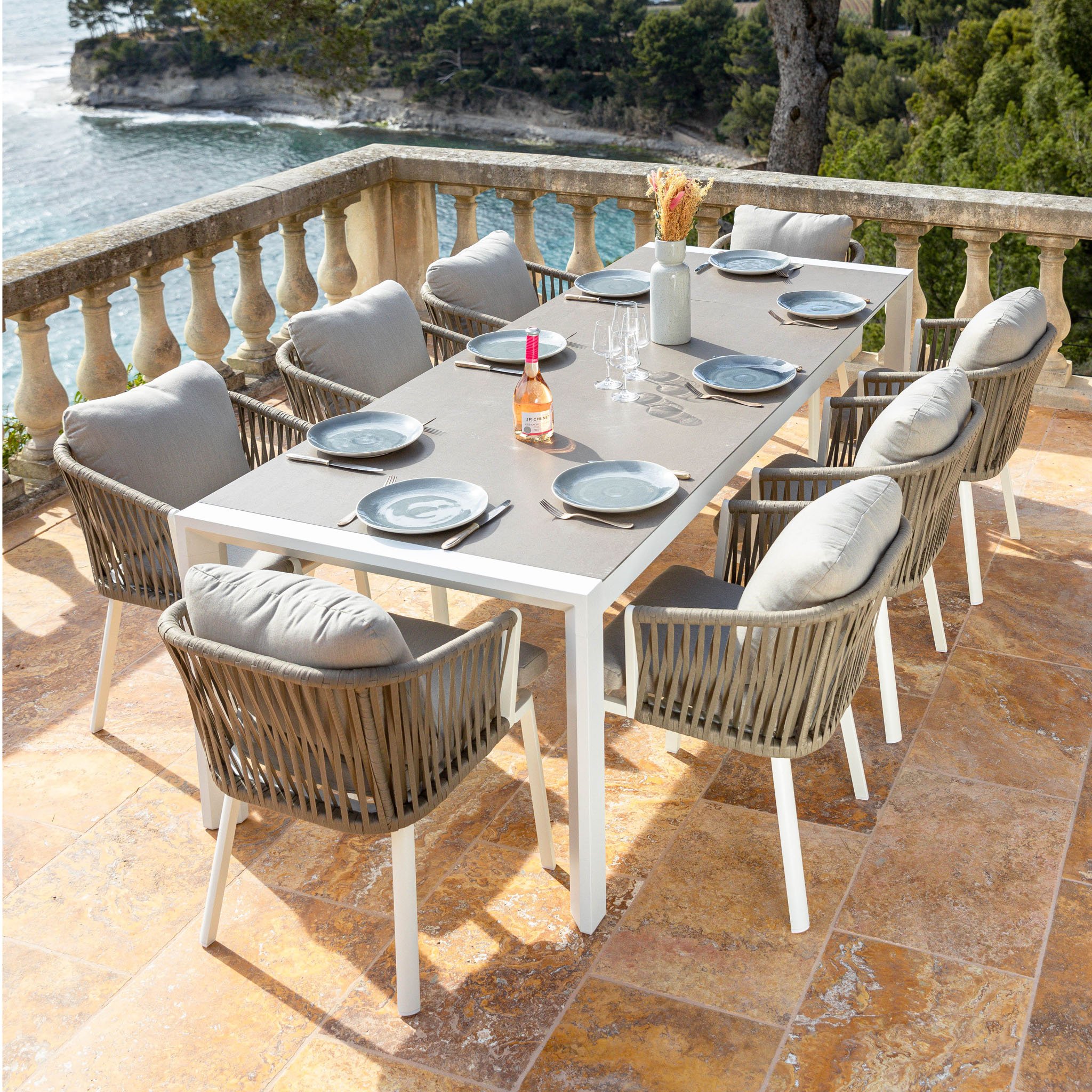 Table de jardin extensible en aluminium 12 places (195/300 x 96 cm) Amalfi Blanc