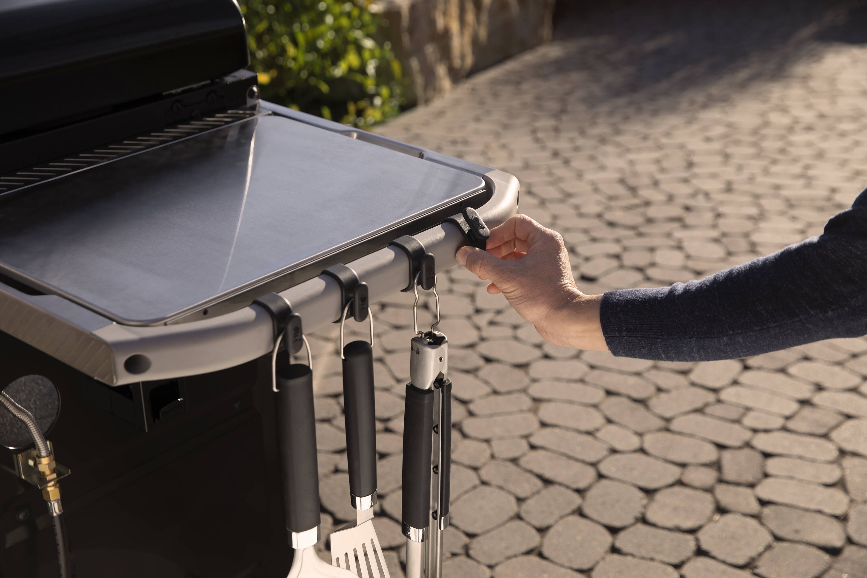 Weber Works 7 -Piece Plastic Accessory kit