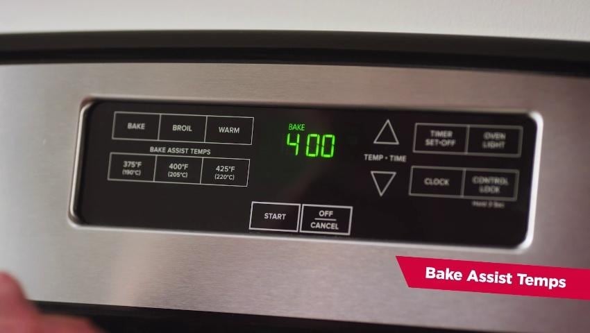 Amana 30-in 4 burners 5.1-cu ft Freestanding Natural Gas Range ( Stainless Steel )