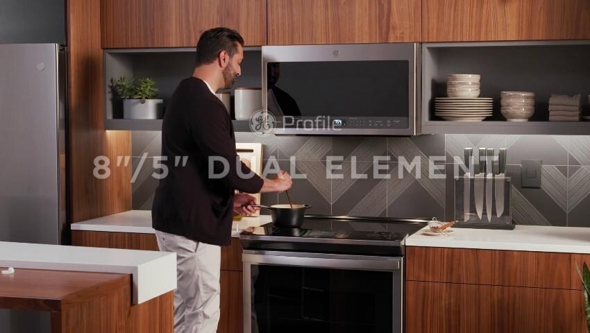 GE Profile 30-in Glass Top 5 burners 4.4-cu ft / 2.2-cu ft Air Fry Convection Oven Slide-In Double Oven Electric Range ( Stainless Steel )