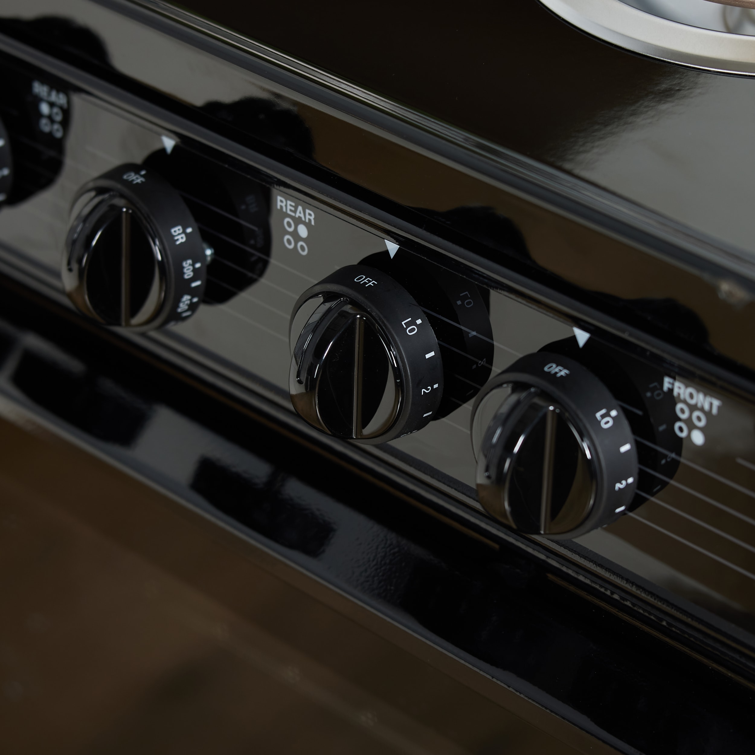 Premier 24-in 4 burners 2.9-cu ft Freestanding Electric Range with WipeClean Coating ( Black )