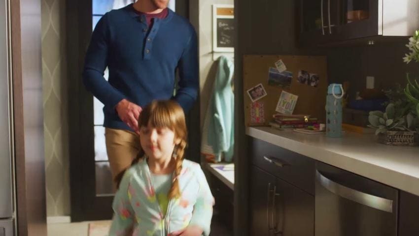 Whirlpool 30-in Glass Top 5 burners 6.4-cu ft Air Fry Slide-In Electric Range Fingerprint Resistant Stainless Steel )