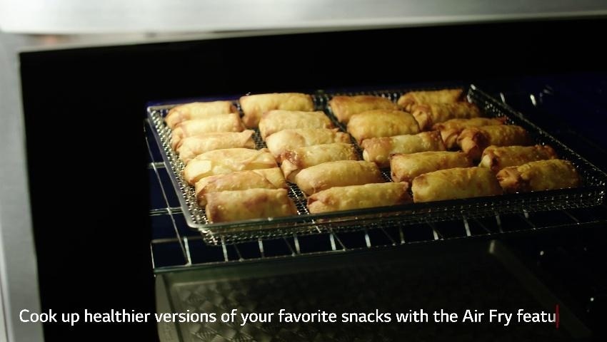 LG InstaView with Air Fry 30-in Glass Top 5 burners 6.3-cu ft Convection Oven Slide-In Electric Range ( PrintProof Stainless Steel )