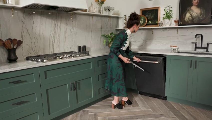 GE 30 in Ducted Stainless Steel Undercabinet Range Hood Insert Common 30 in Actual 28 375 in