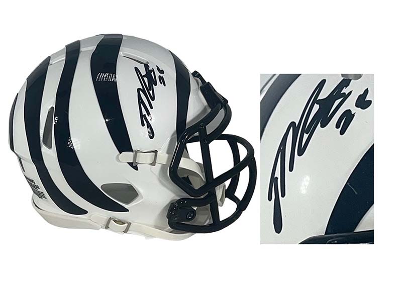 Joe Mixon Signed Cincinnati Bengals Alternate Mini Football Helmet (JSA)