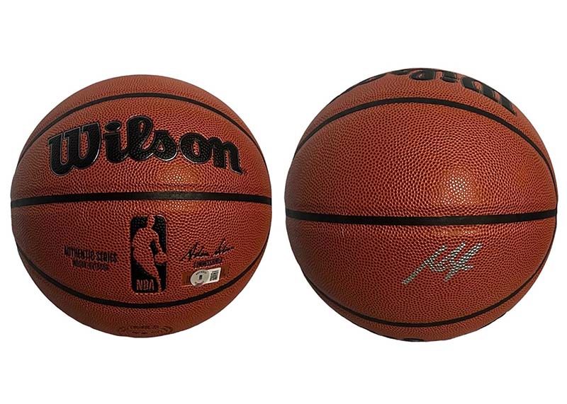 Austin Reaves Signed Authentic Wilson Basketball Beckett