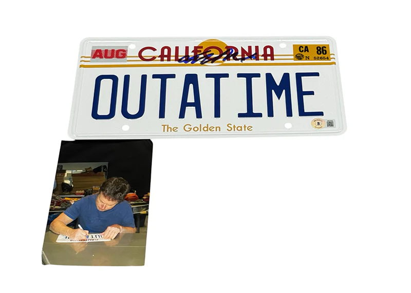 Michael J Fox Signed OUTATIME License Plate Back to the Future Beckett Authentic