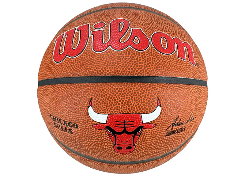 Toni Kukoc Signed HOF 21 Insc Chicago Bulls Wilson Team Logo Basketball Beckett