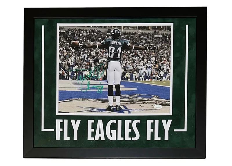 Terrell Owens Signed Philadelphia Eagles Framed 22x18 Photo JSA