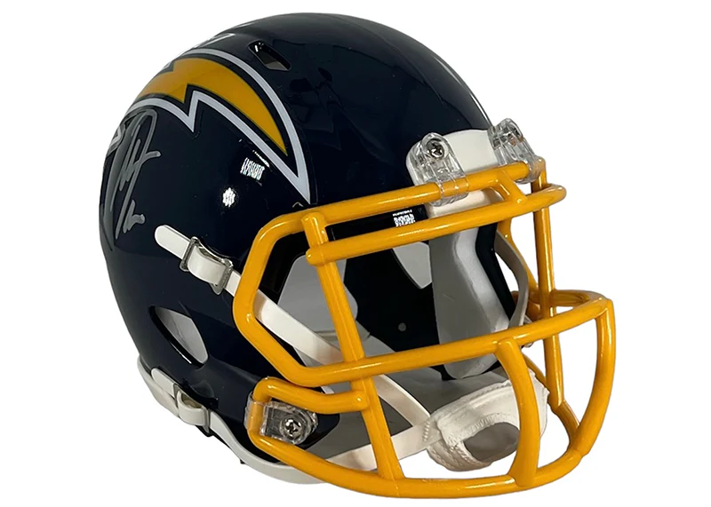 Antonio Gates Signed San Diego Chargers 74/87 throwback Mini Helmet Beckett