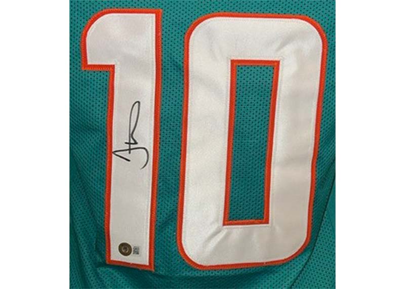 Tyreek Hill Autographed Miami Custom Teal Football Jersey Beckett