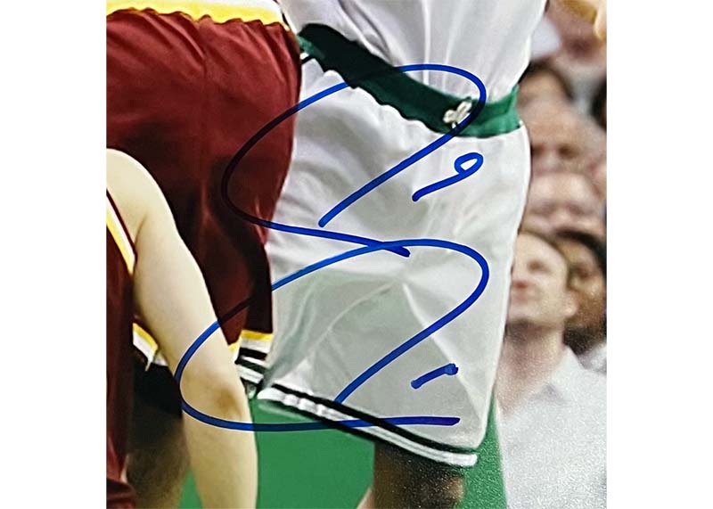 Paul Pierce Signed Boston Celtics Vs Cavaliers Dunk on LeBron Photo Beckett 16x20