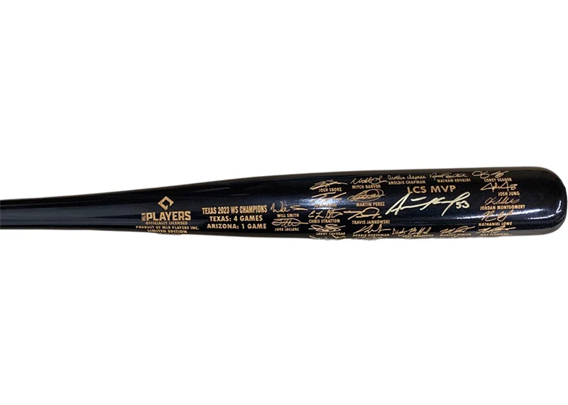Adolis Garcia auto WSC Team Signature Black bat