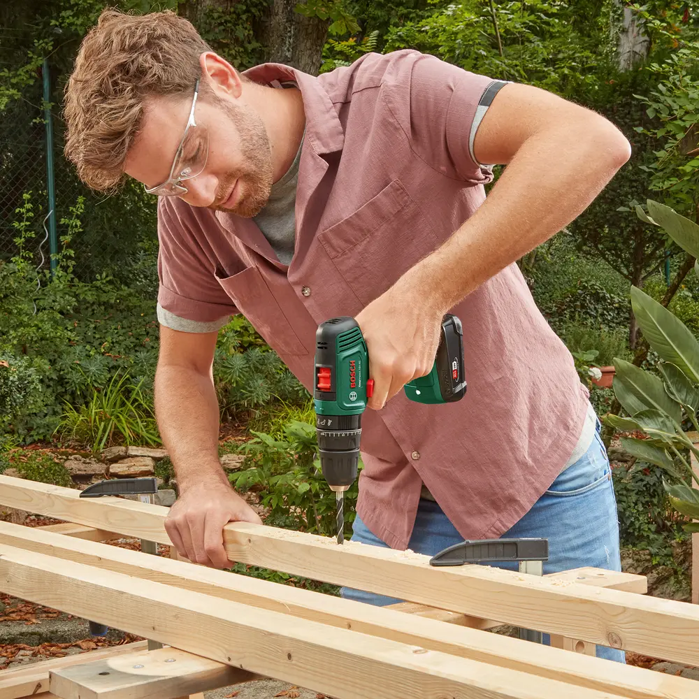 Bosch Slagborr/skruvdragare EasyImpact 18V-40 inkl. batteri