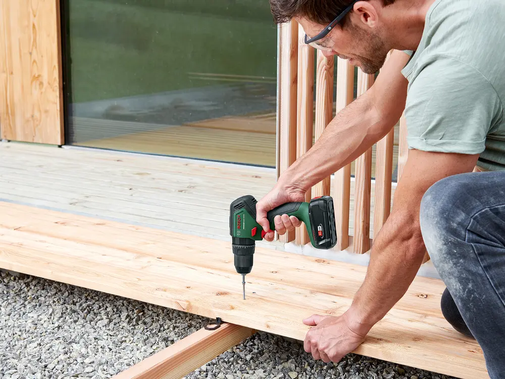 Bosch UniversalImpact 18V slagborrmaskin/skruvdragare inkl. batteri