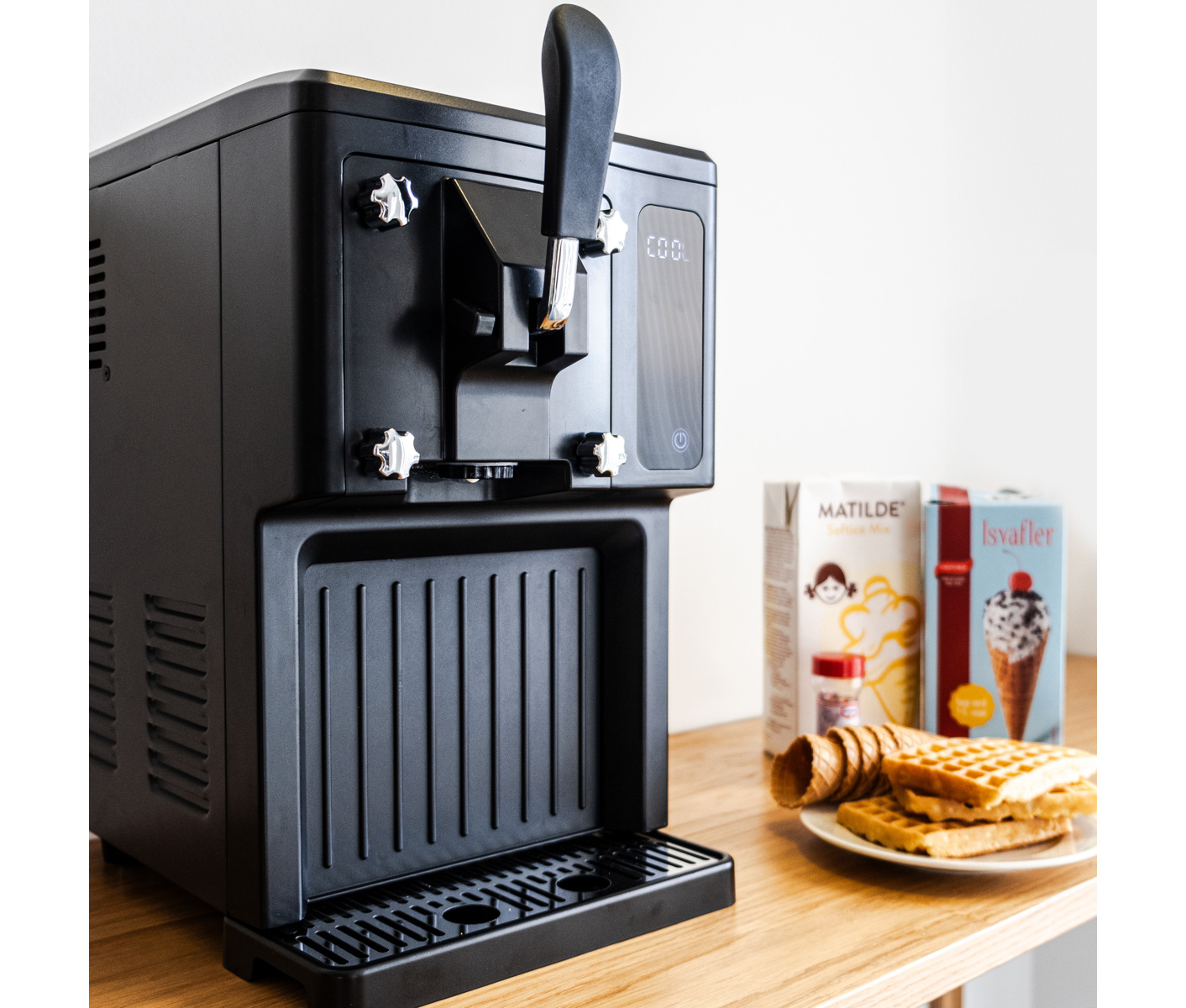 Wattson Soft Ice Maker