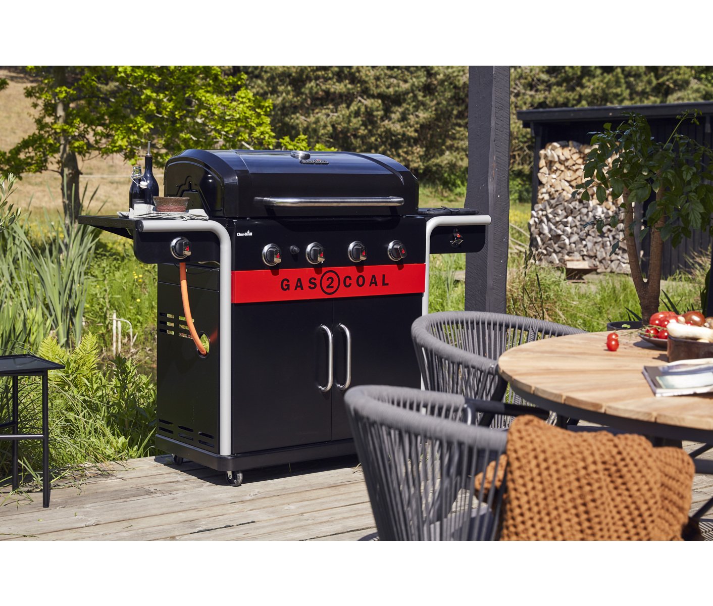 Char-Broil Gas2Coal 2.0 440