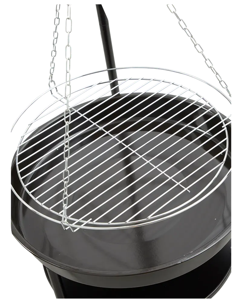 Eldplats med tripod och galler