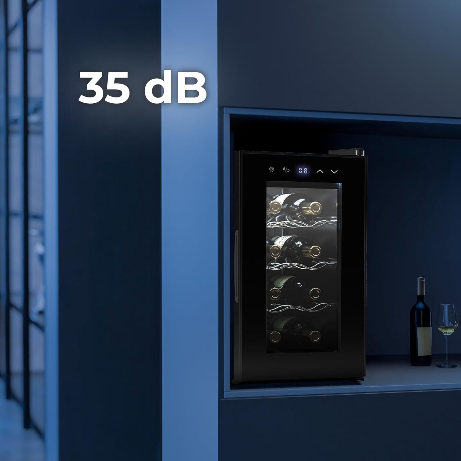 Cecotec vinkylskåp GrandSommelier 24000 svart kompressor. 24 flaskor med kompressor som garanterar hög prestanda. Justerbar temperatur och pekkontrollpanel