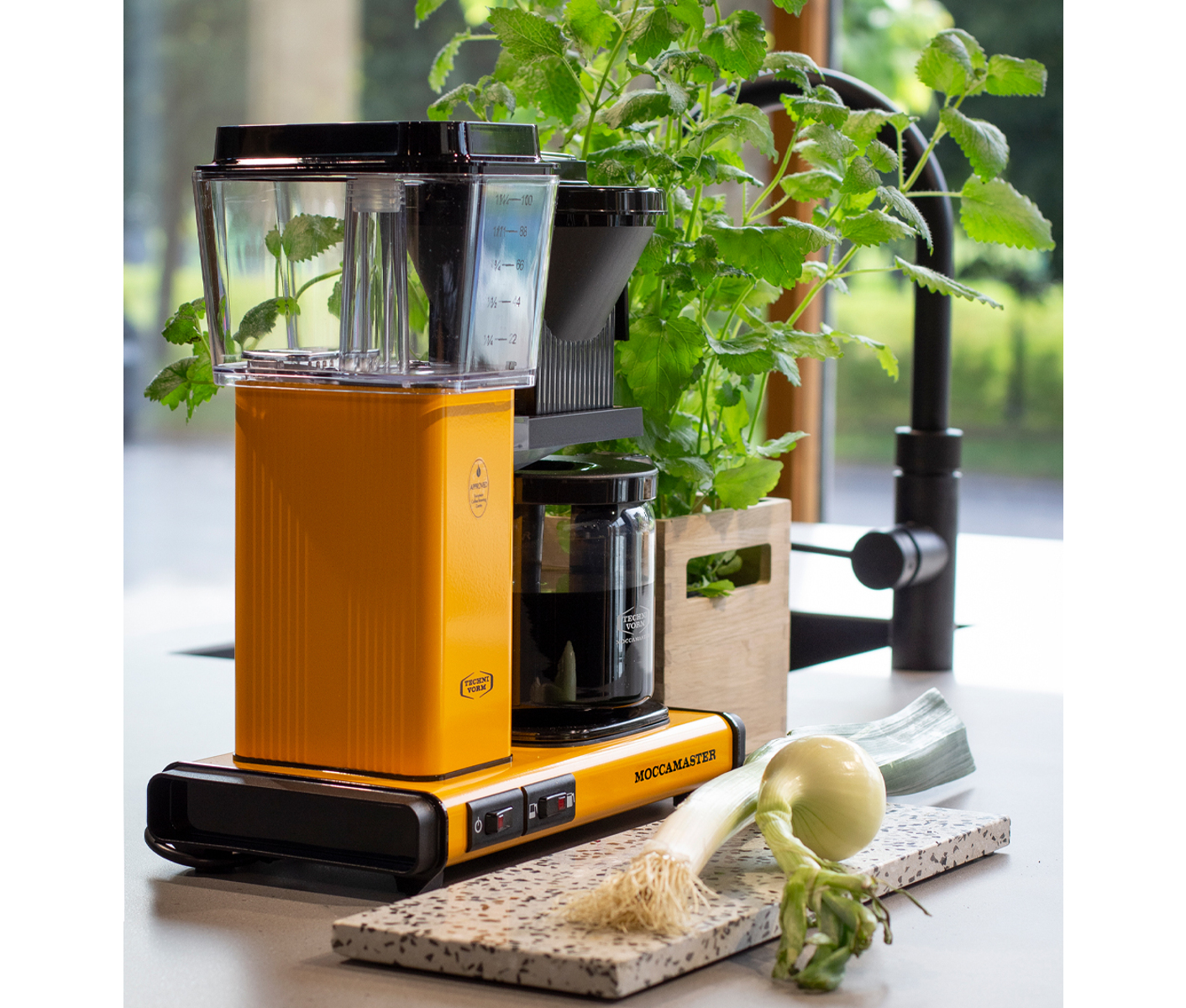 Moccamaster Optio Yellow Peppe