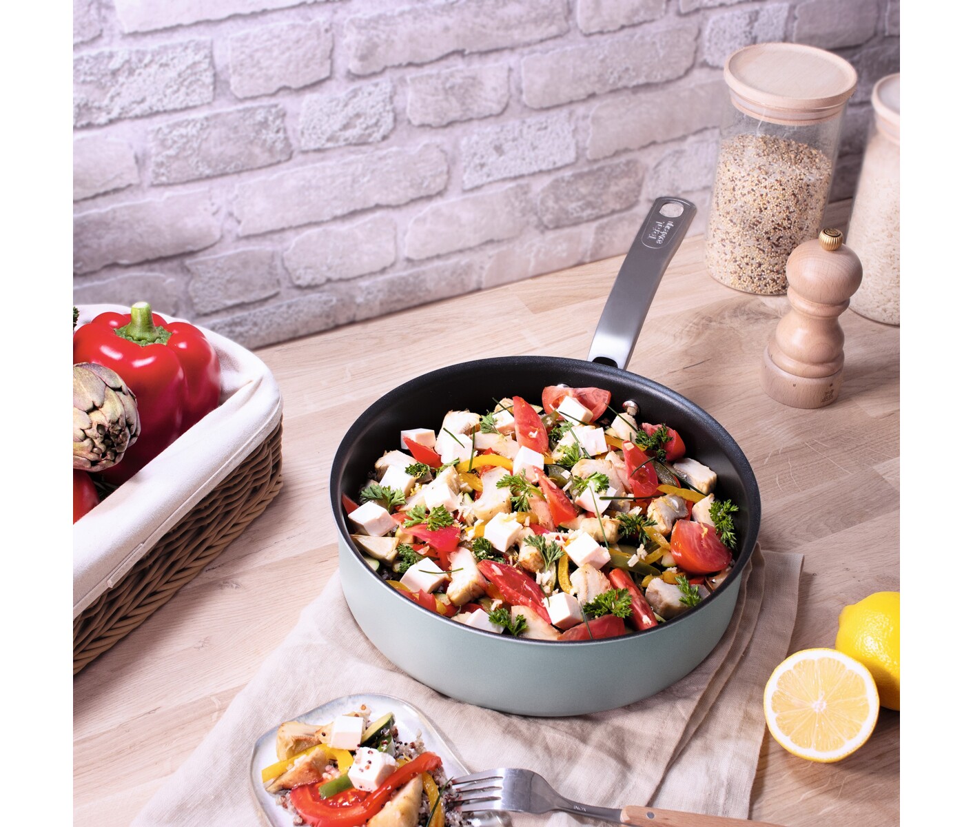 Tefal Recycle Sautepan 24 cm w. lid Silver