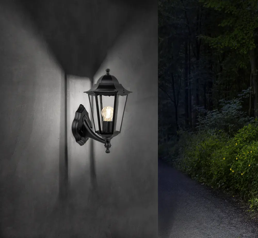 VÄGGLAMPA HELENA SVART