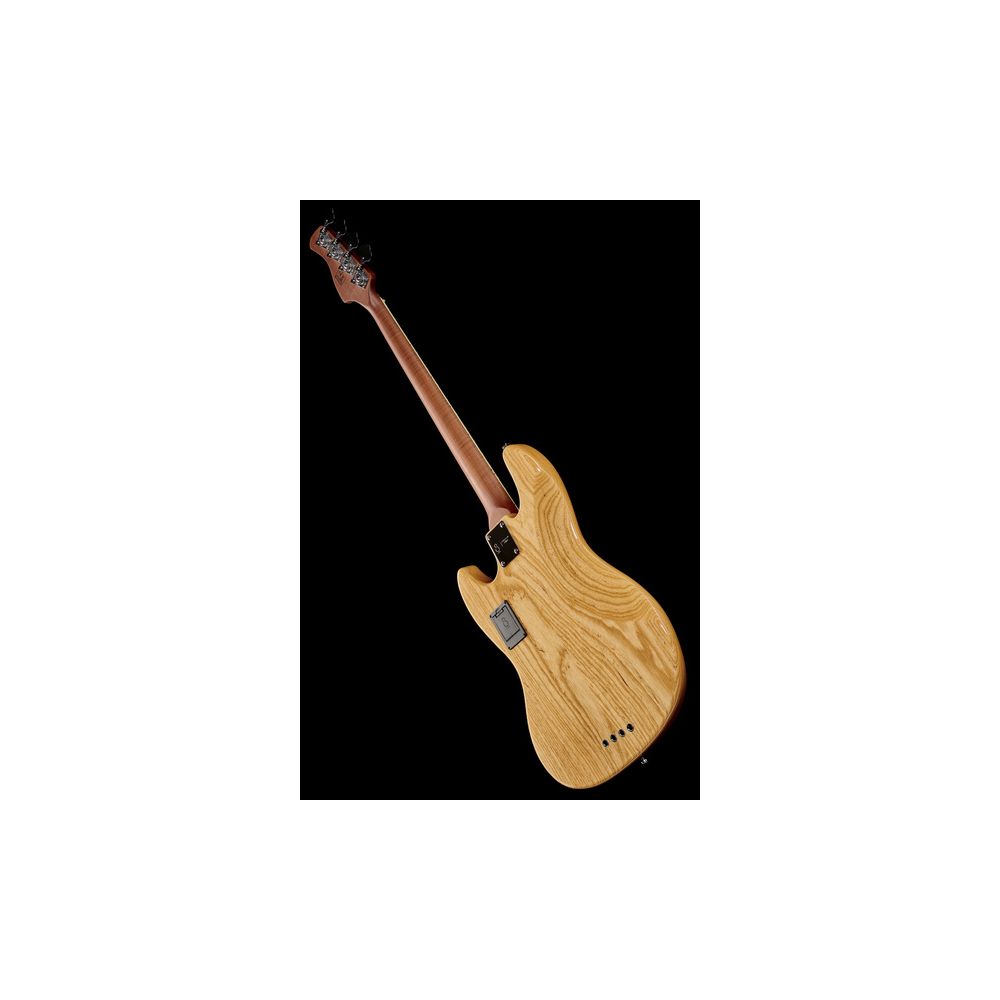 Marcus Miller V8