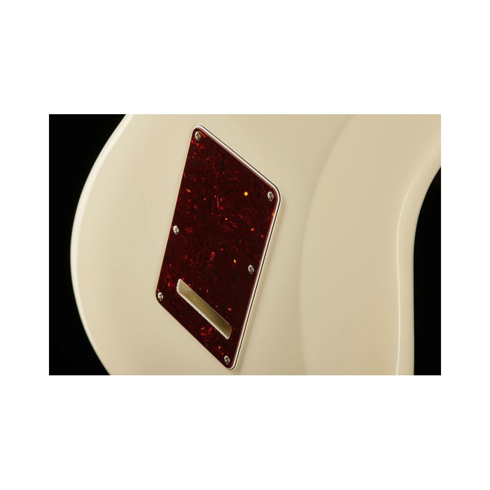 Fender AM Pro II Strat MN OWT – Thomann Ireland