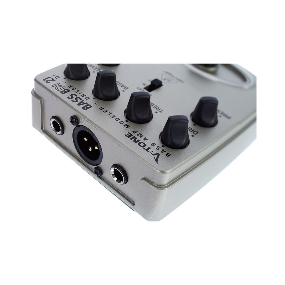 Behringer V