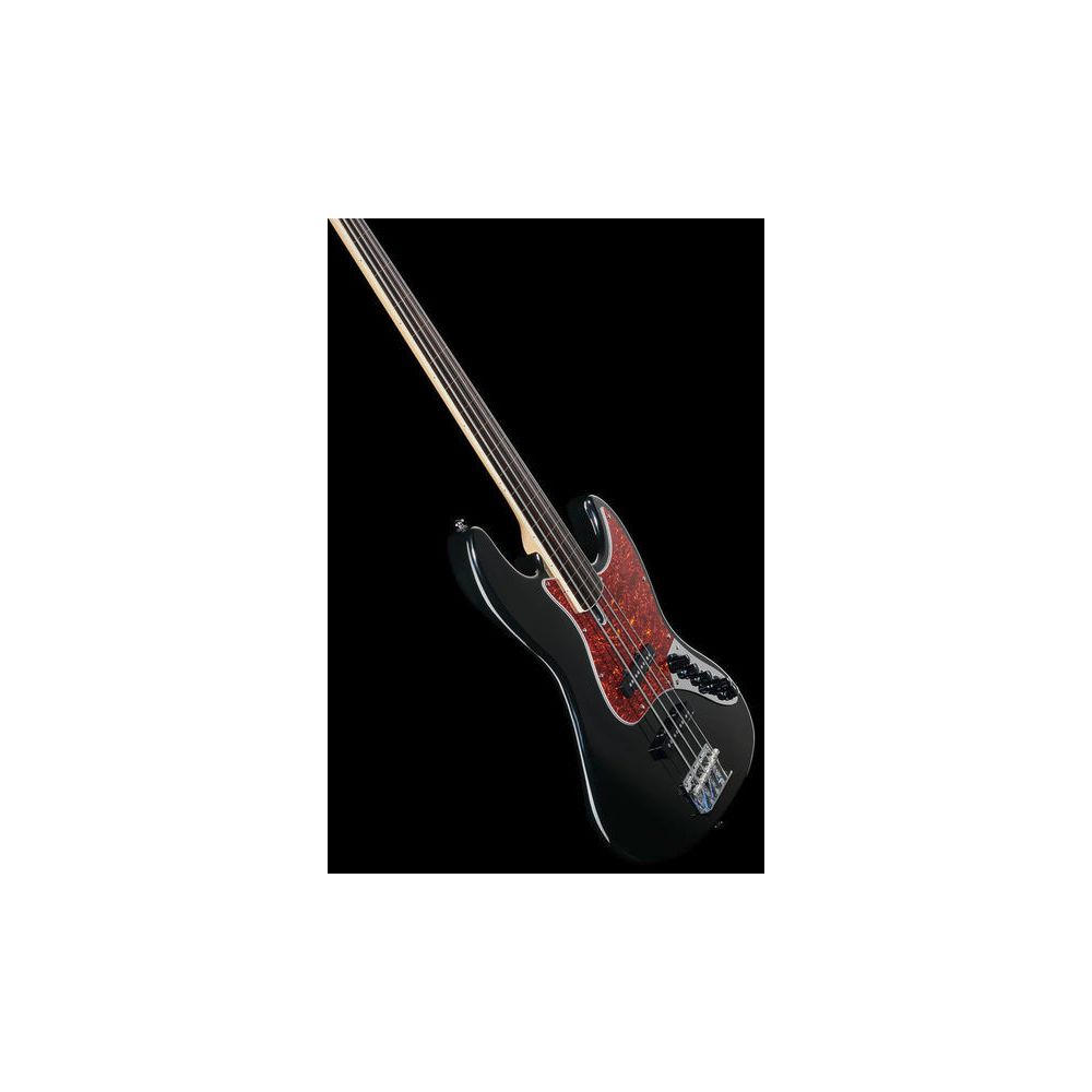 Marcus Miller V7 Alder