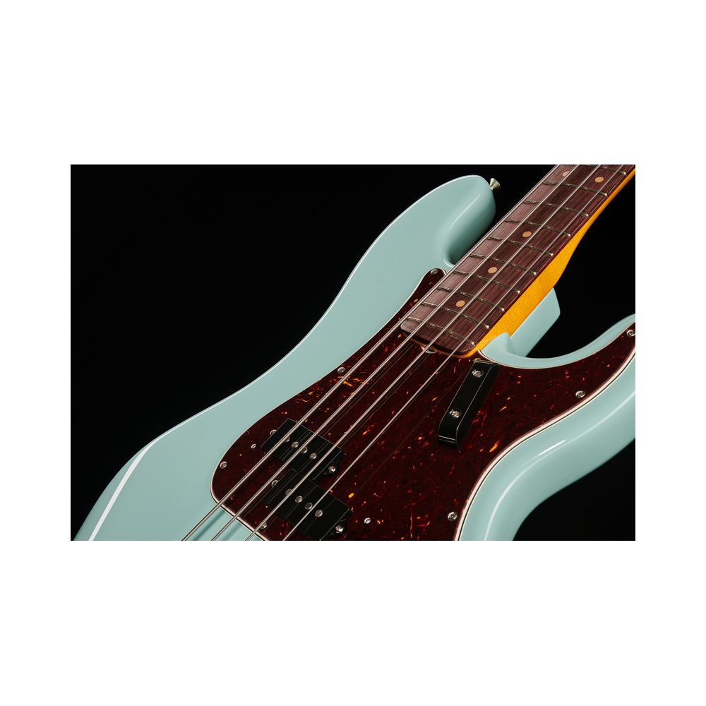 Fender AV II 60 P BASS RW DPB – Thomann Ireland