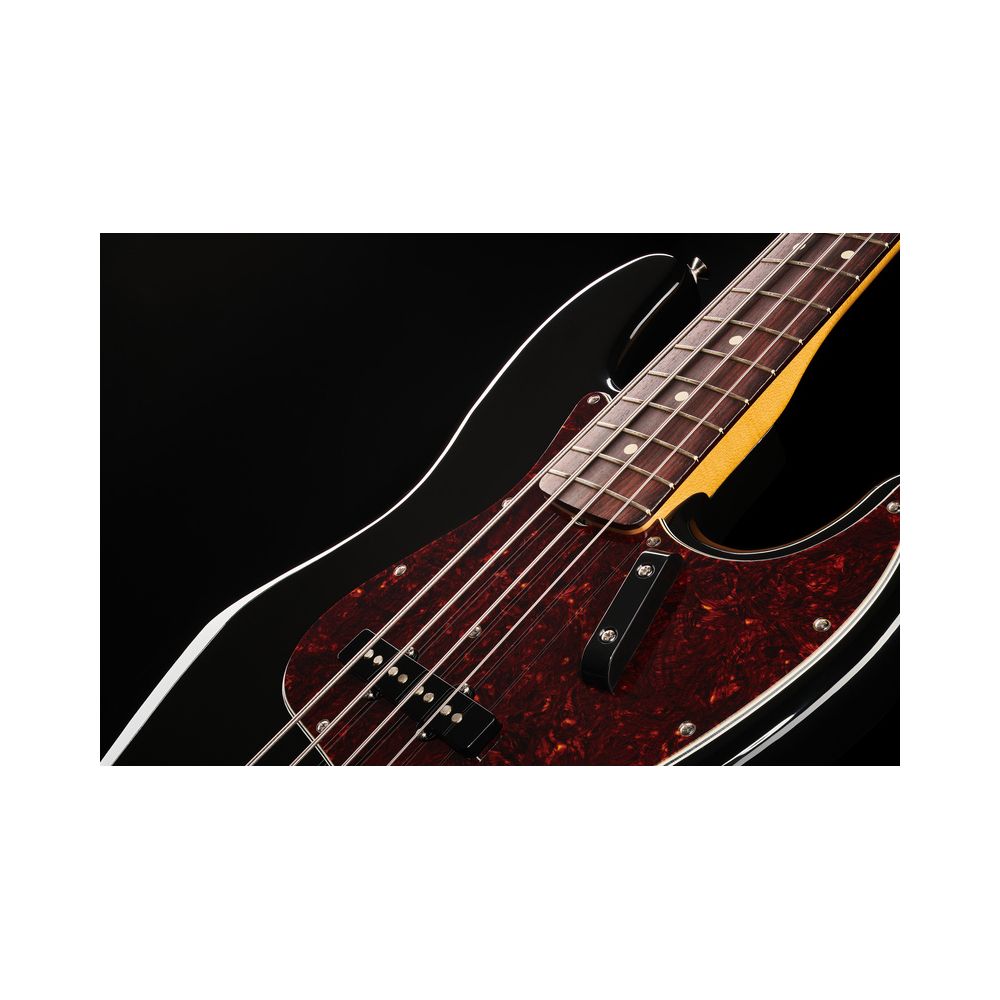 Fender Vintera II 60s J