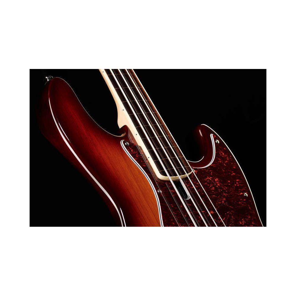 Marcus Miller V7 Alder