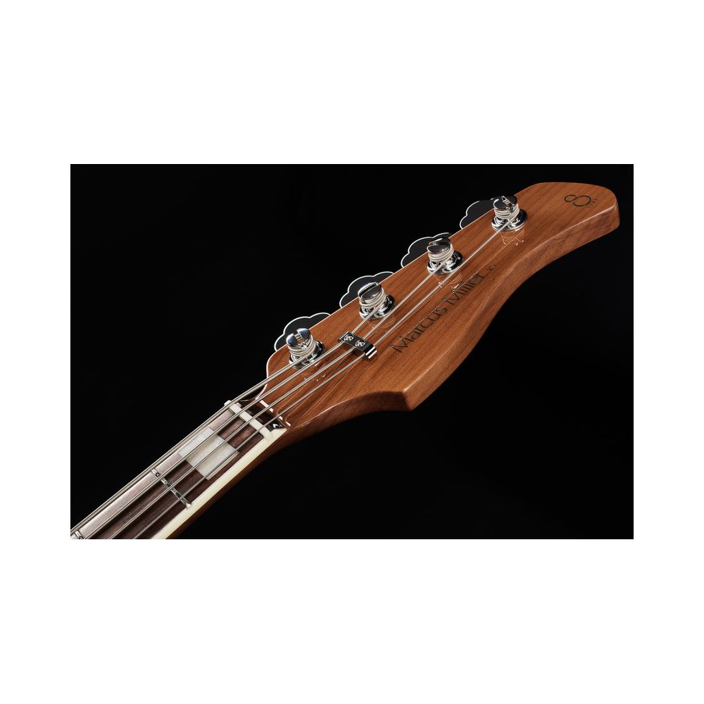 Marcus Miller V5 24