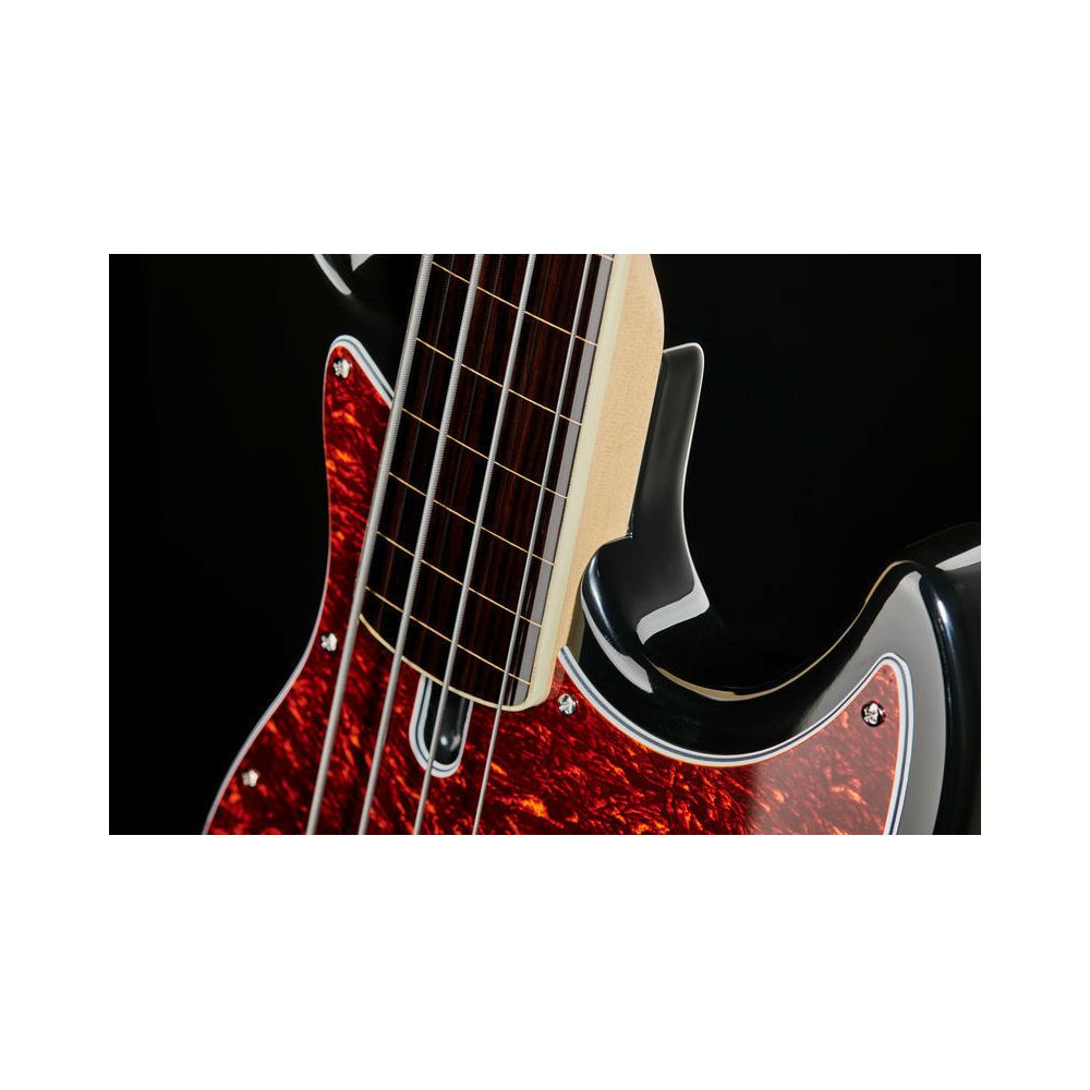 Marcus Miller V7 Alder
