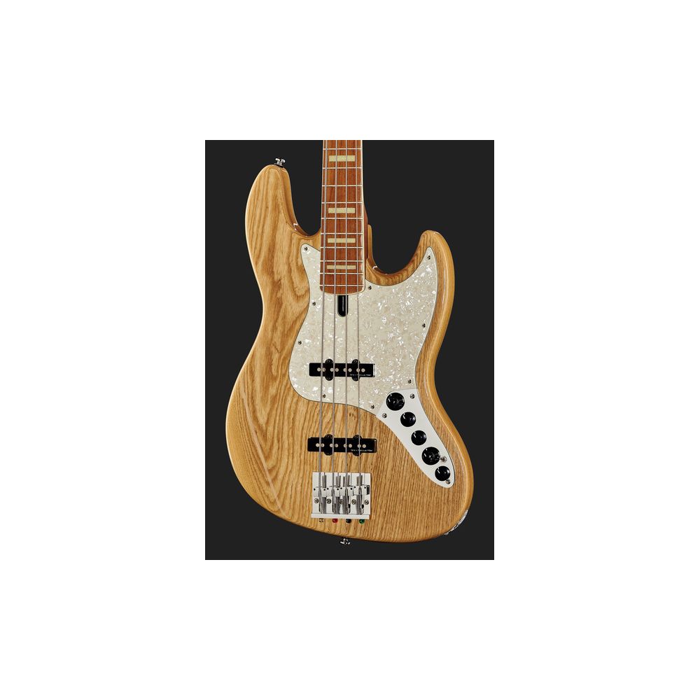Marcus Miller V8