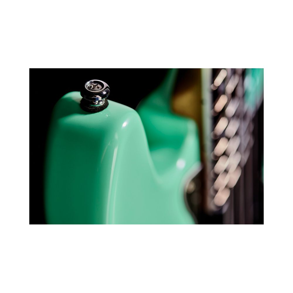 Marcus Miller V5R Alder