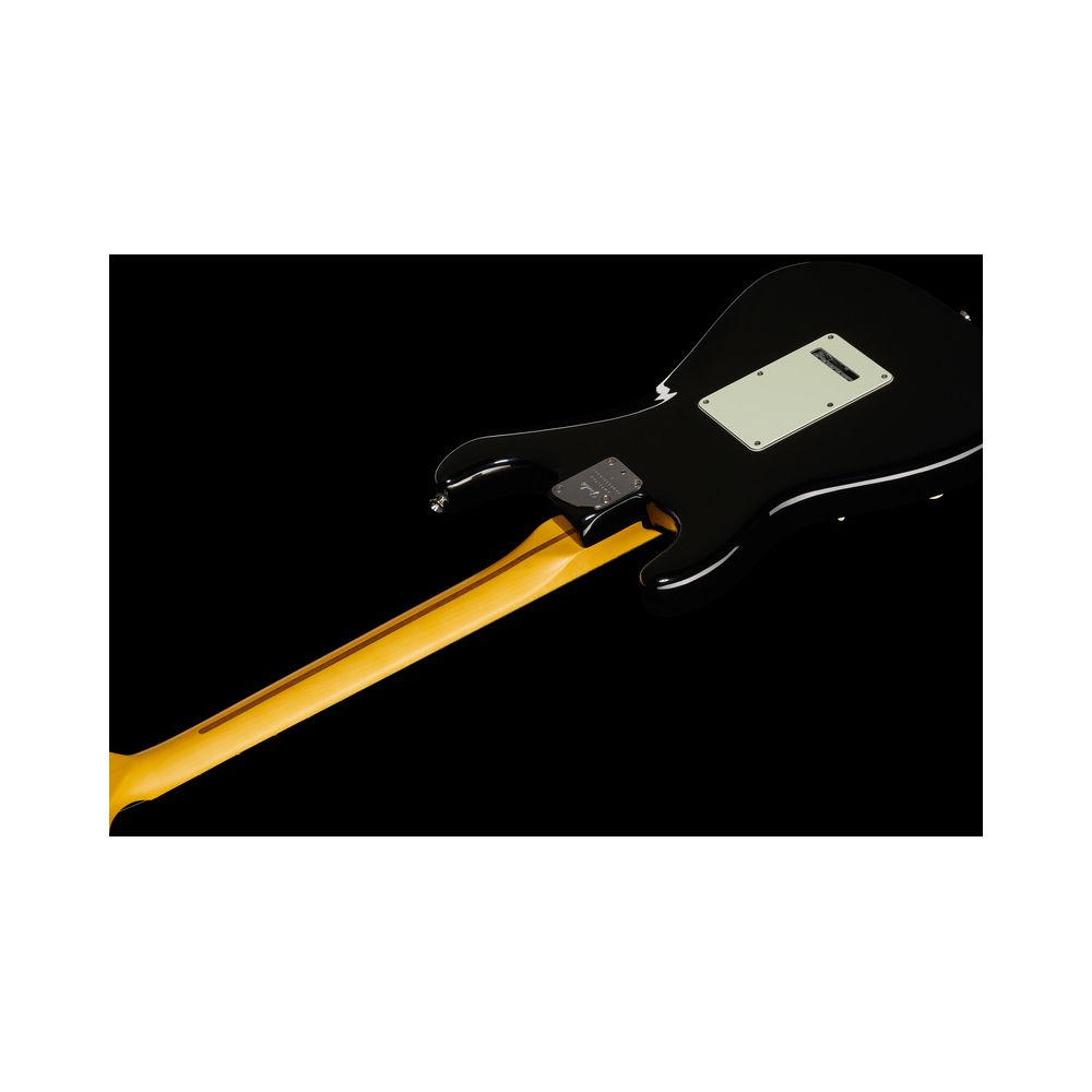 Fender AM Pro II Strat MN BLK – Thomann Ireland