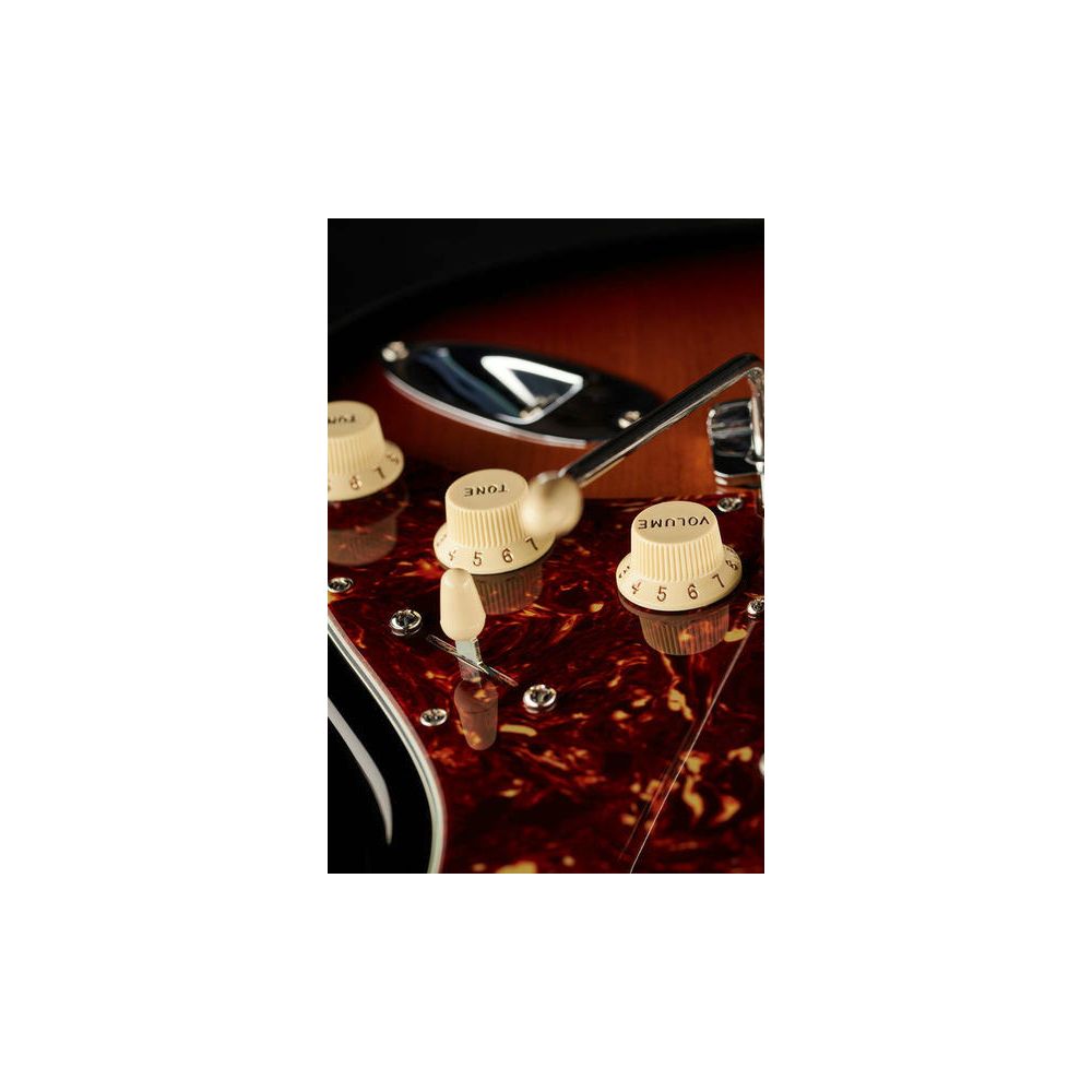 Fender AM Pro II Strat HSS RW 3TSB – Thomann Ireland