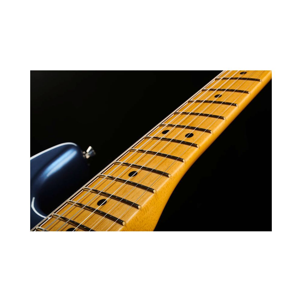 Fender AM Pro II Strat MN DK NIT – Thomann Ireland