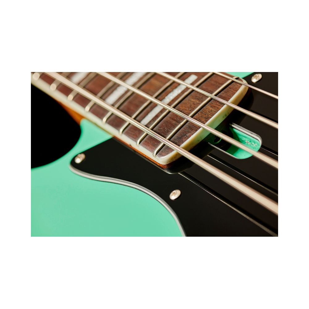 Marcus Miller V5R Alder