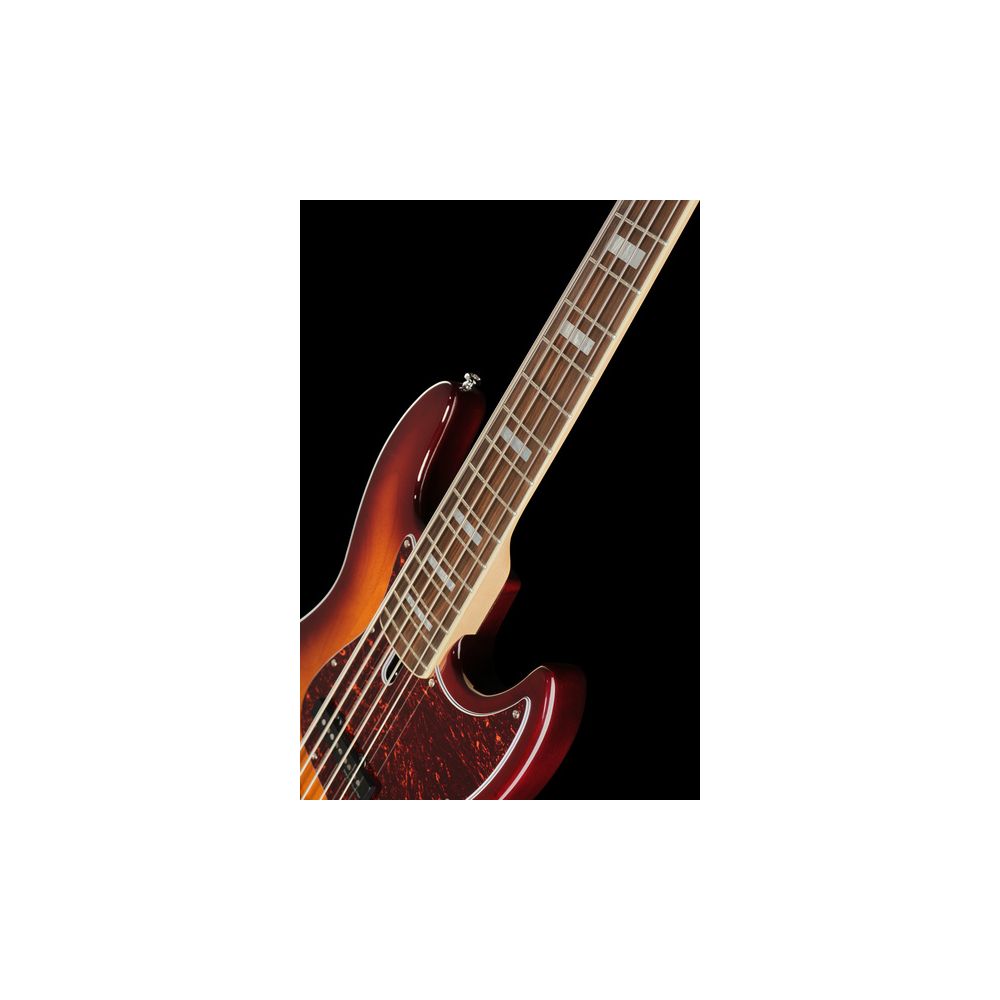 Marcus Miller V7 Alder