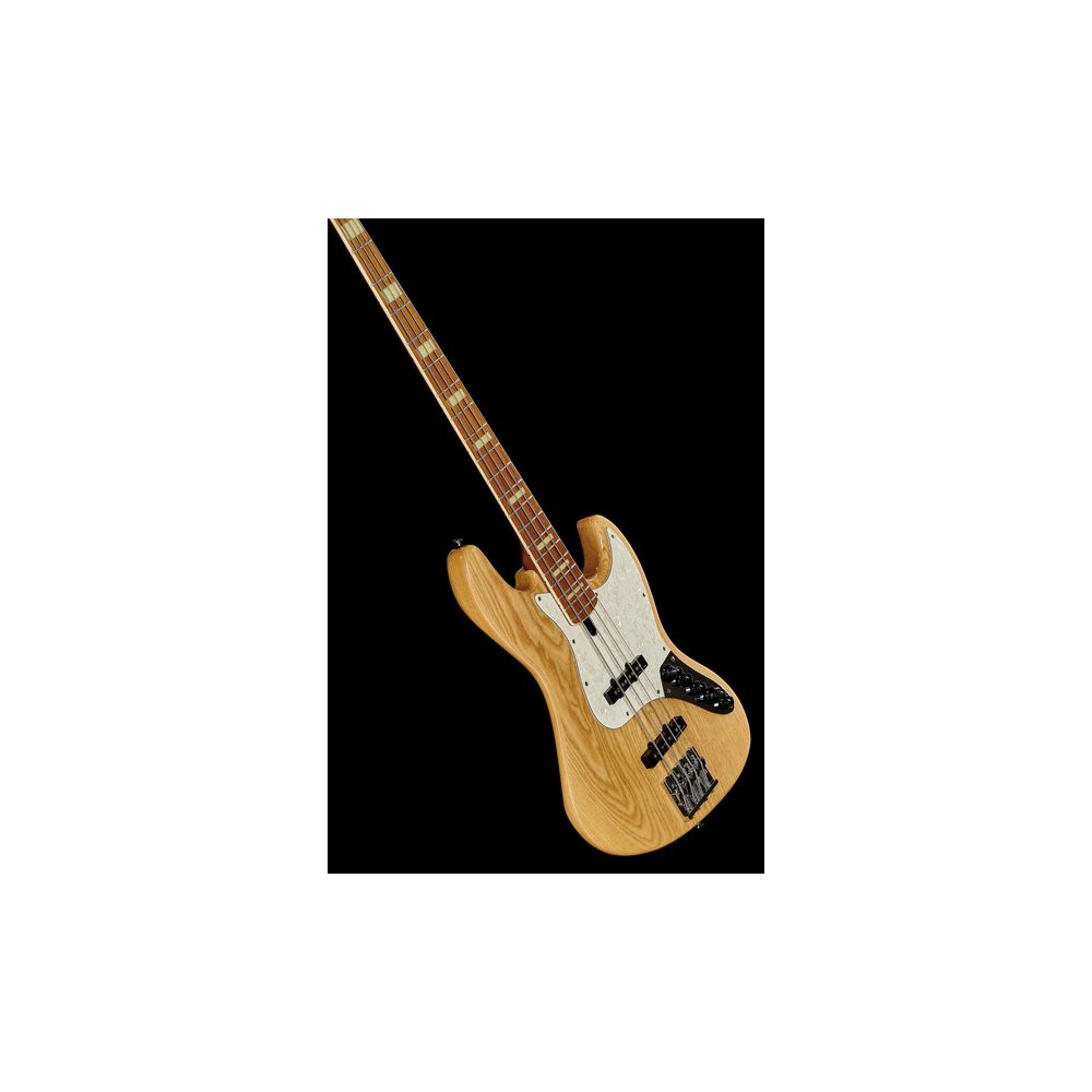 Marcus Miller V8